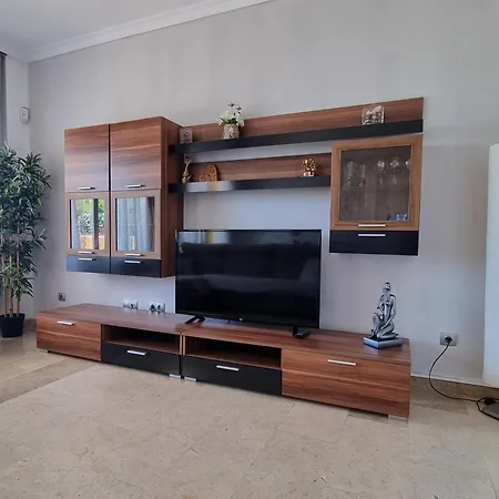 Charming Apartment With A Cozy Terrace Apartment *