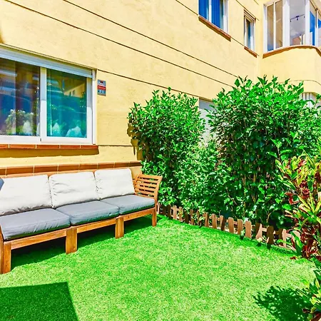 Апартаменты Charming Apartment With A Cozy Terrace *